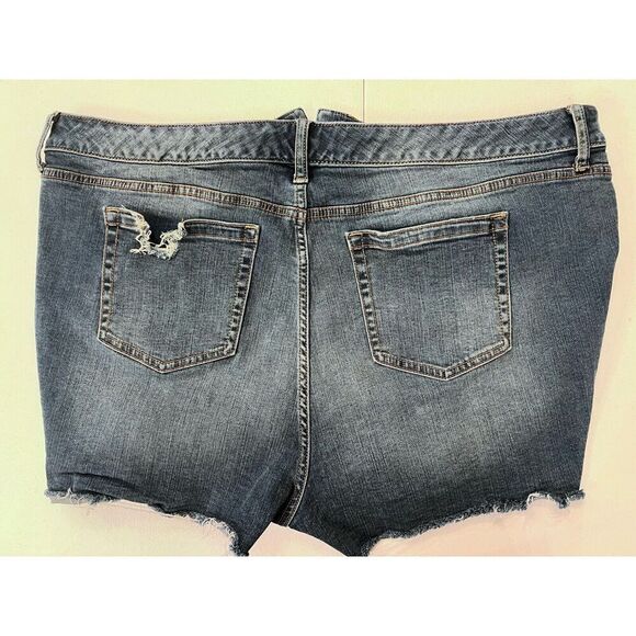 Torrid Women's Shorts Distressed Cut Off Denim Button Fly Jeans Blue‎ Sz. 24 - Picture 5 of 5